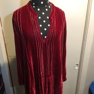 CP Shade Velvet Type Top